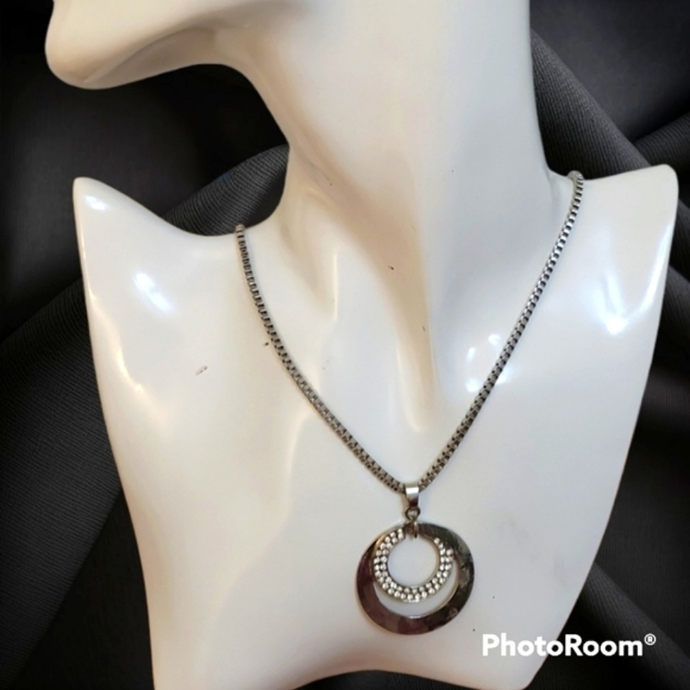 5/$25 SILVERTONE Circle Pendant Long Chain Necklace